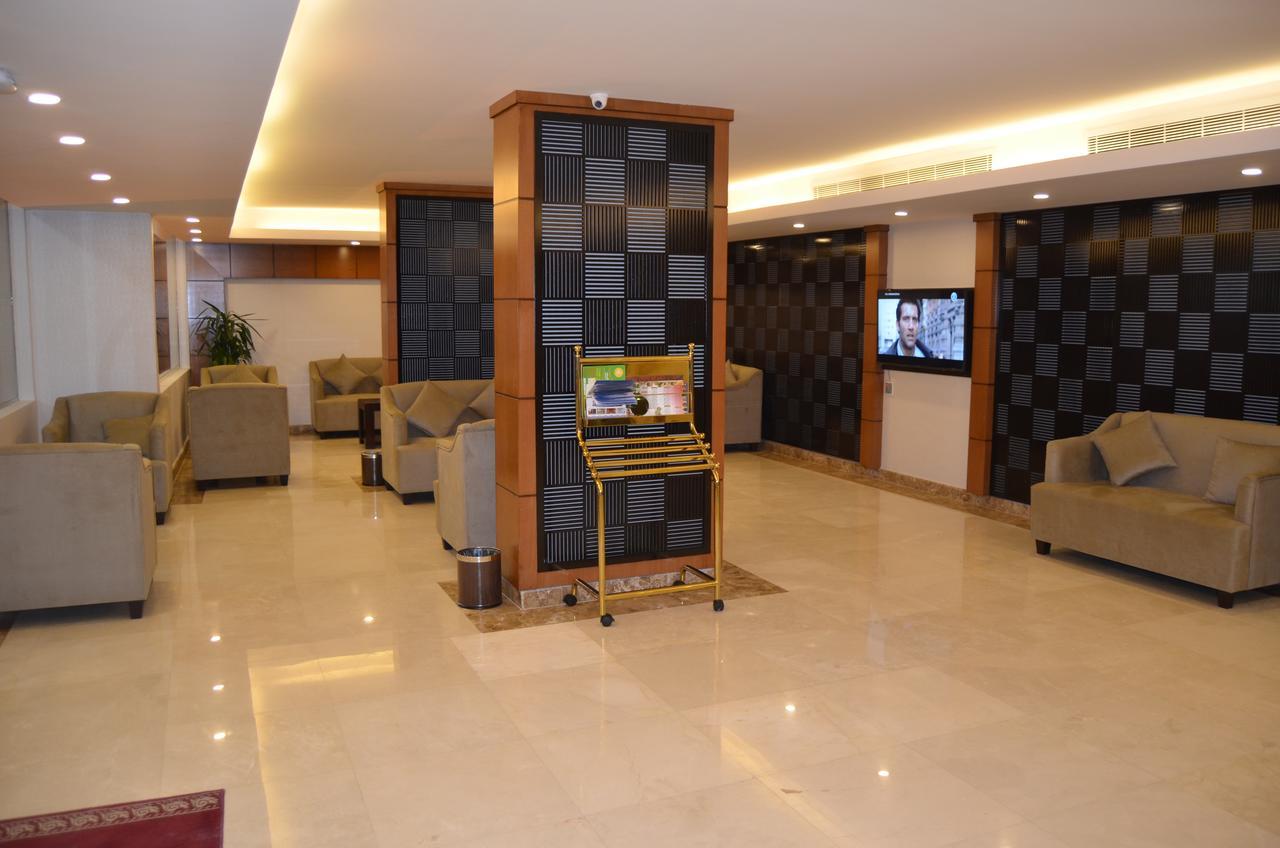 Lina Park 4 Aparthotel Khobar Bagian luar foto