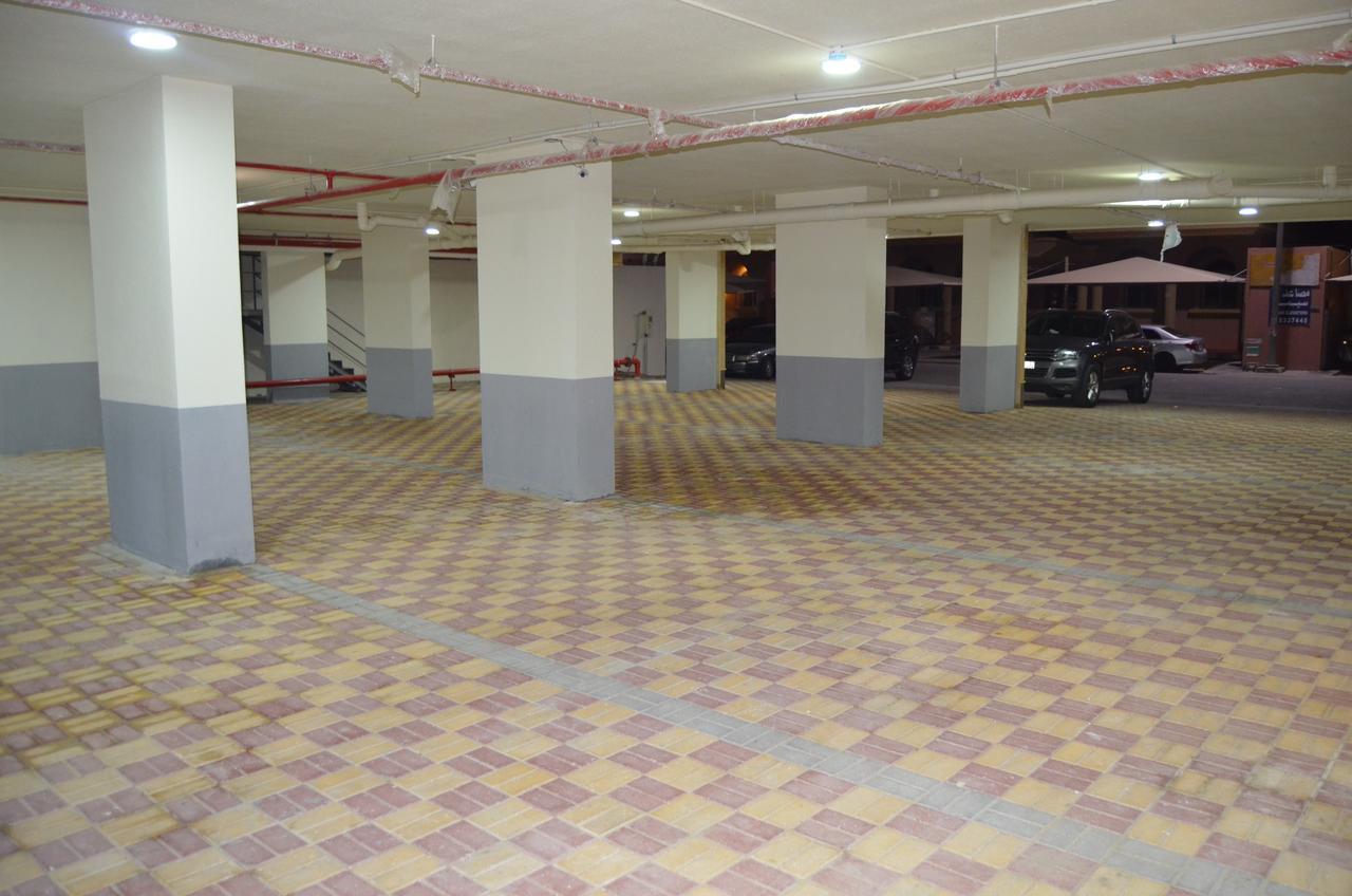 Lina Park 4 Aparthotel Khobar Bagian luar foto