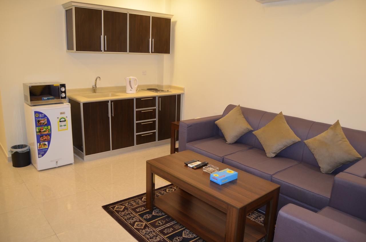 Lina Park 4 Aparthotel Khobar Bagian luar foto